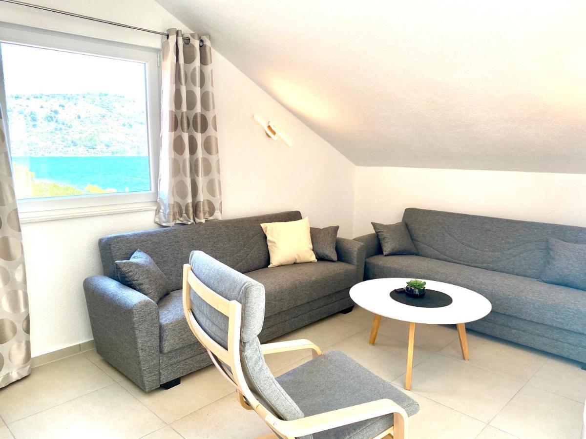 Villa Maluma Rogoznica  Extérieur photo